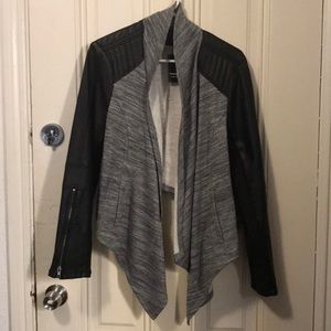 NWT Torrid Drape Front Outer Layer, size 1
